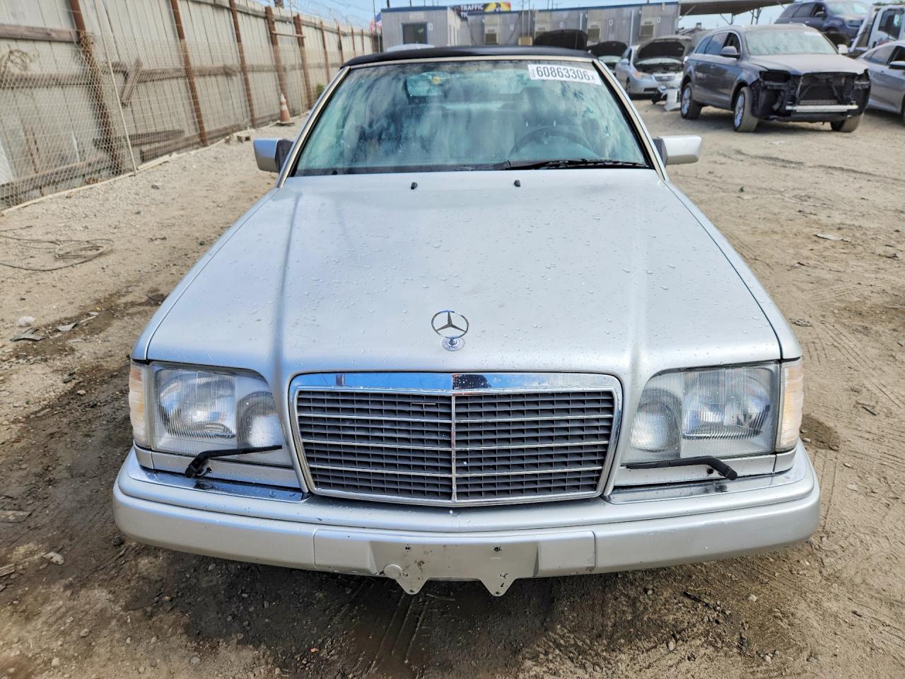 1995 MERCEDES-BENZ E-CLASS