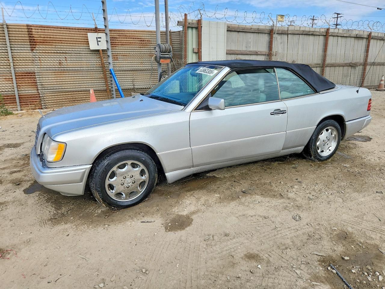 1995 MERCEDES-BENZ E-CLASS