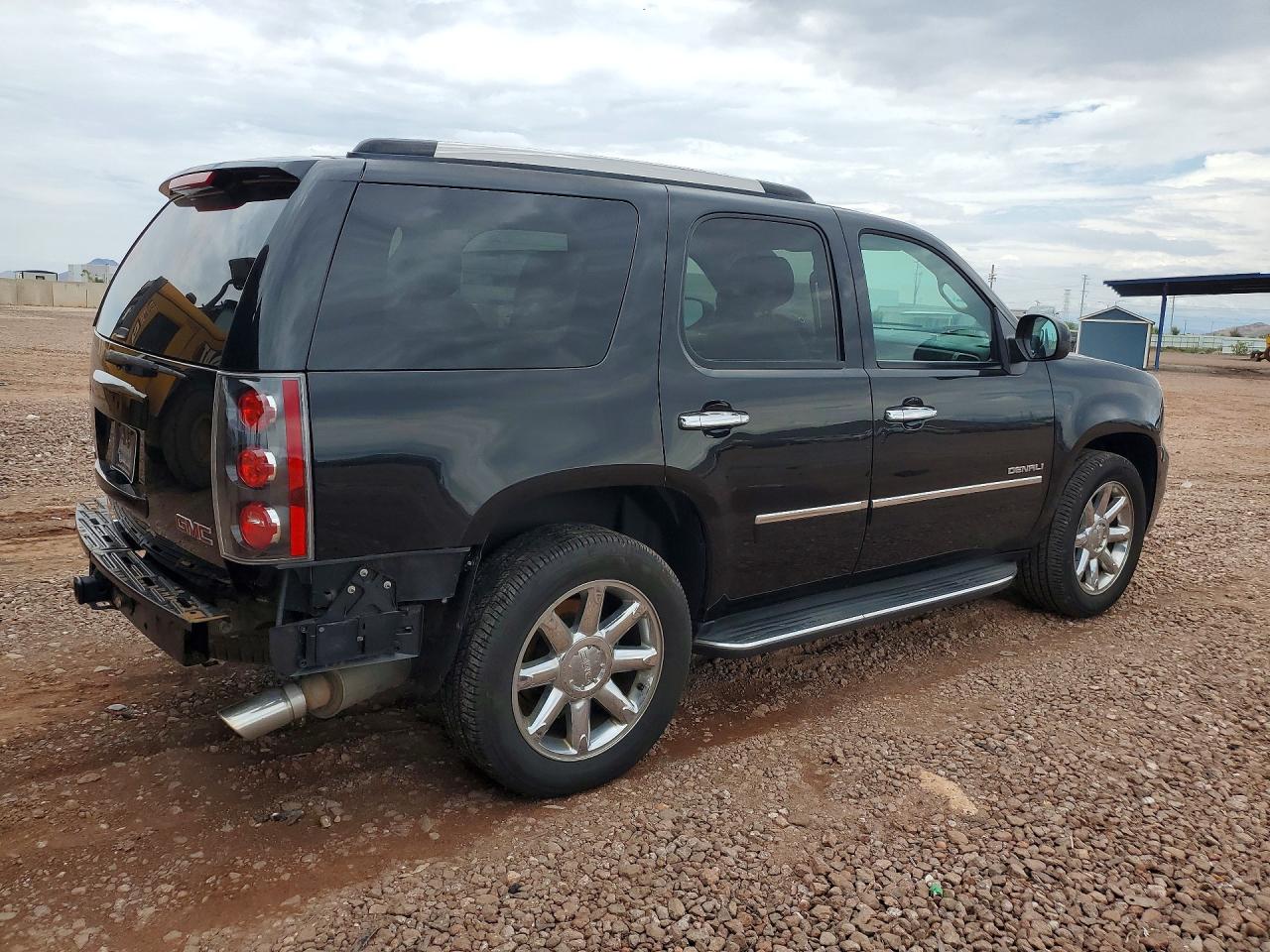 2014 GMC YUKON