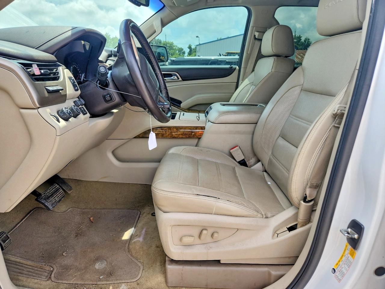 2017 GMC YUKON
