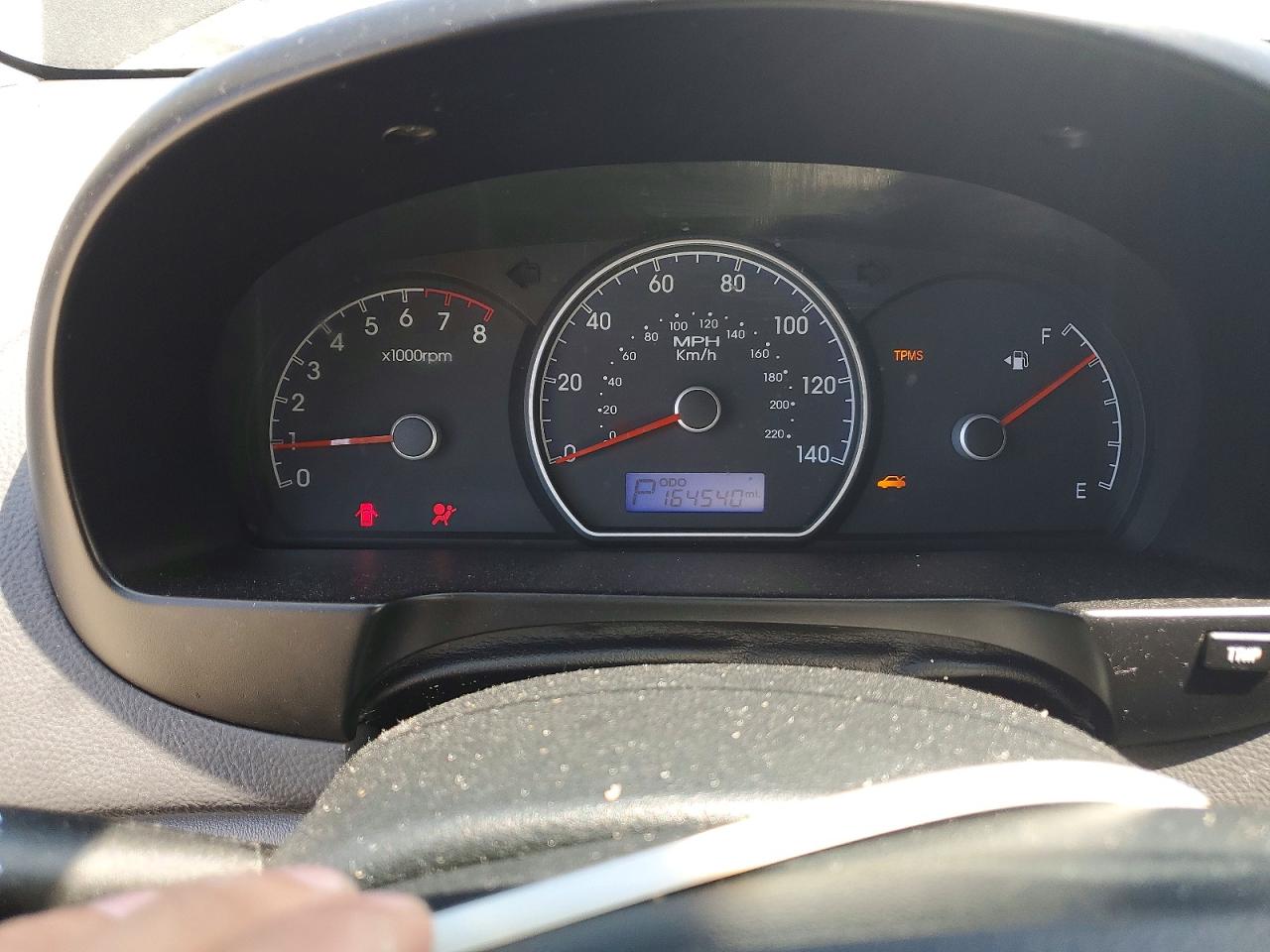 2010 HYUNDAI ELANTRA