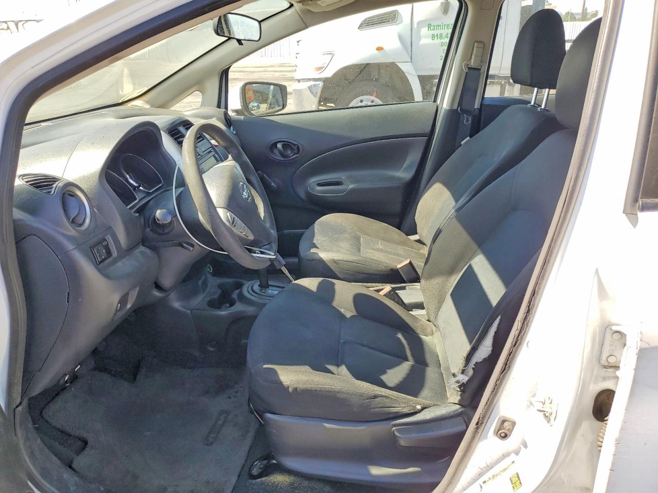 2017 NISSAN VERSA