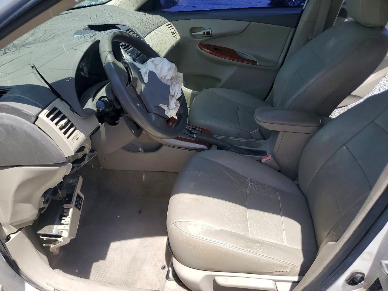 2009 TOYOTA COROLLA