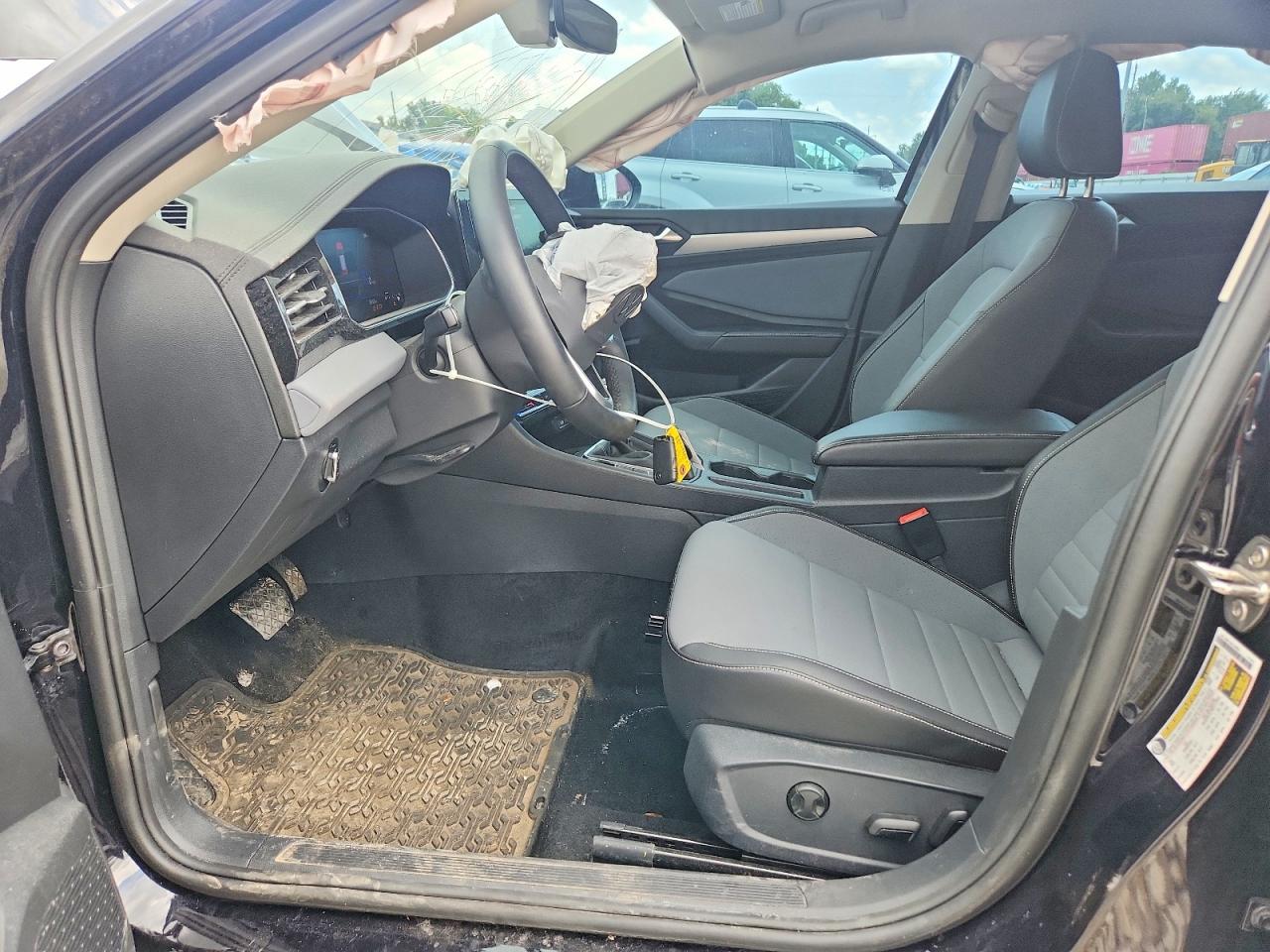 2025 VOLKSWAGEN JETTA