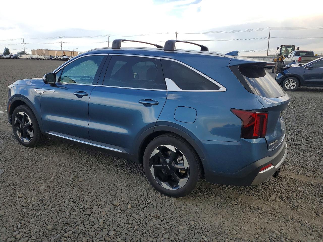 2025 KIA SORENTO