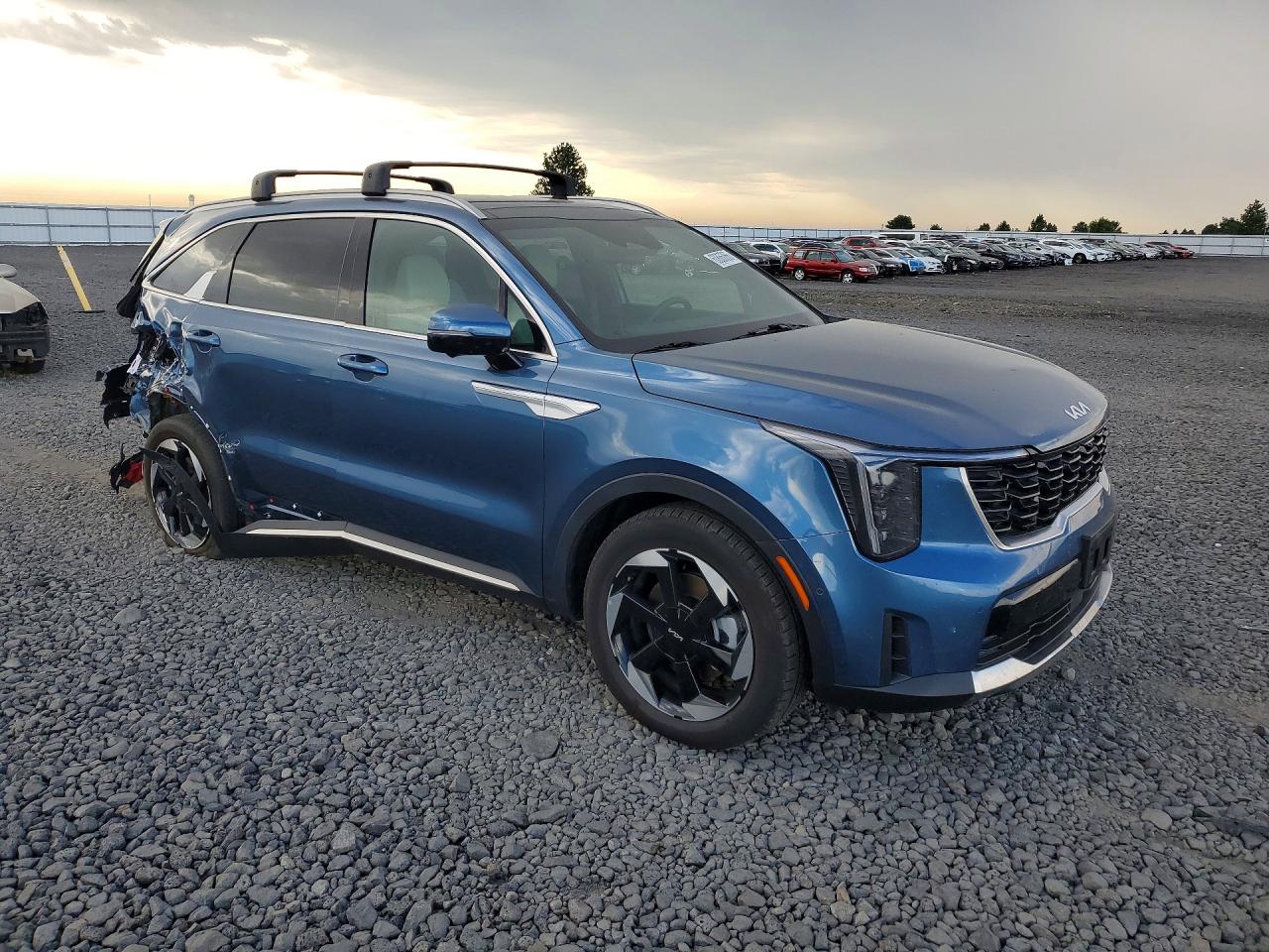 2025 KIA SORENTO