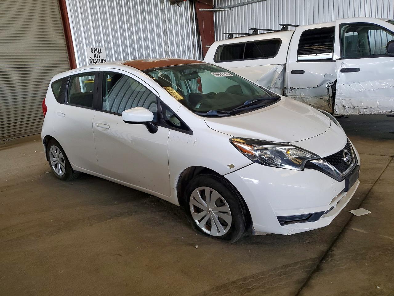2017 NISSAN VERSA