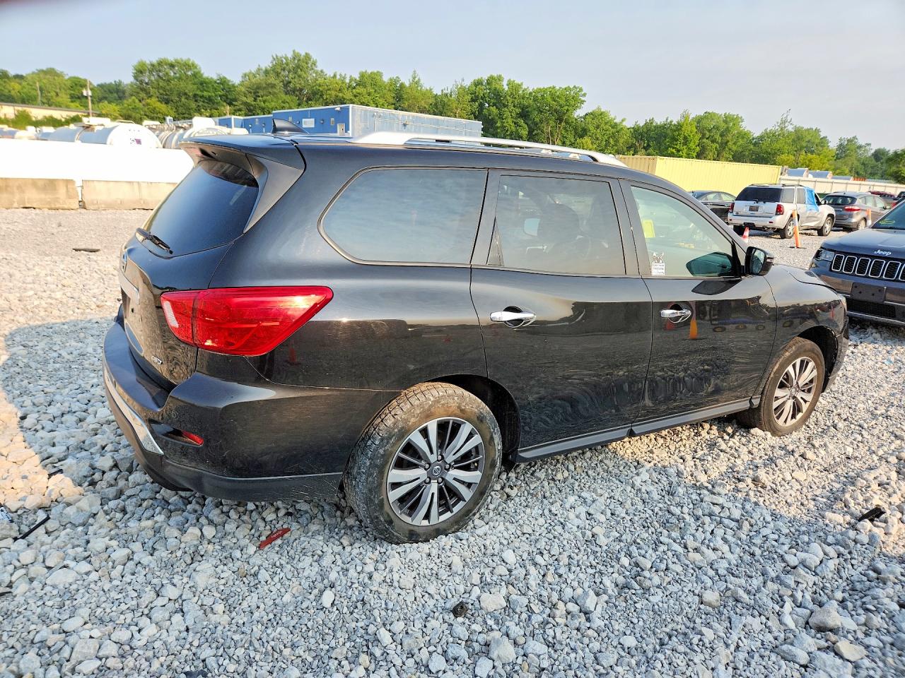 2019 NISSAN PATHFINDER