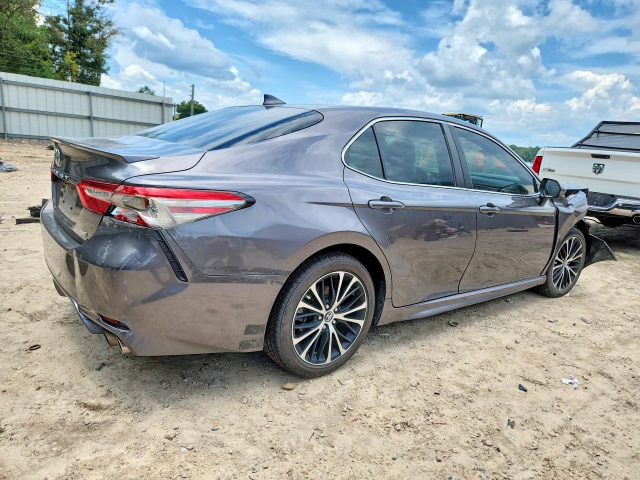 2019 TOYOTA CAMRY