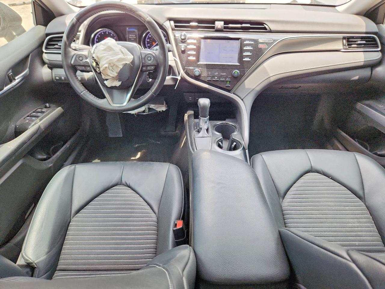 2019 TOYOTA CAMRY