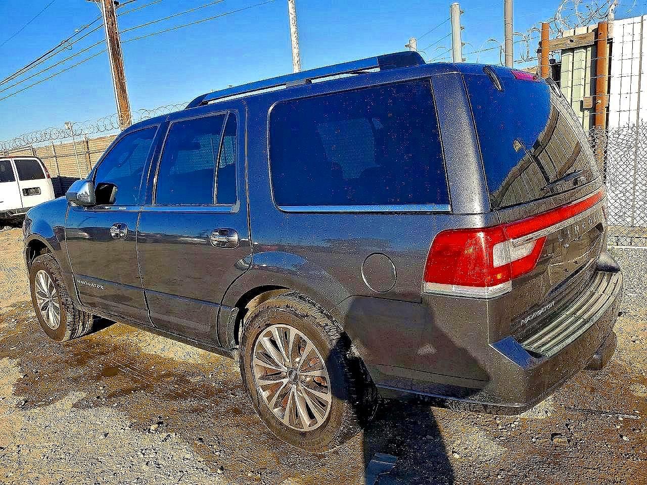 2015 LINCOLN NAVIGATOR