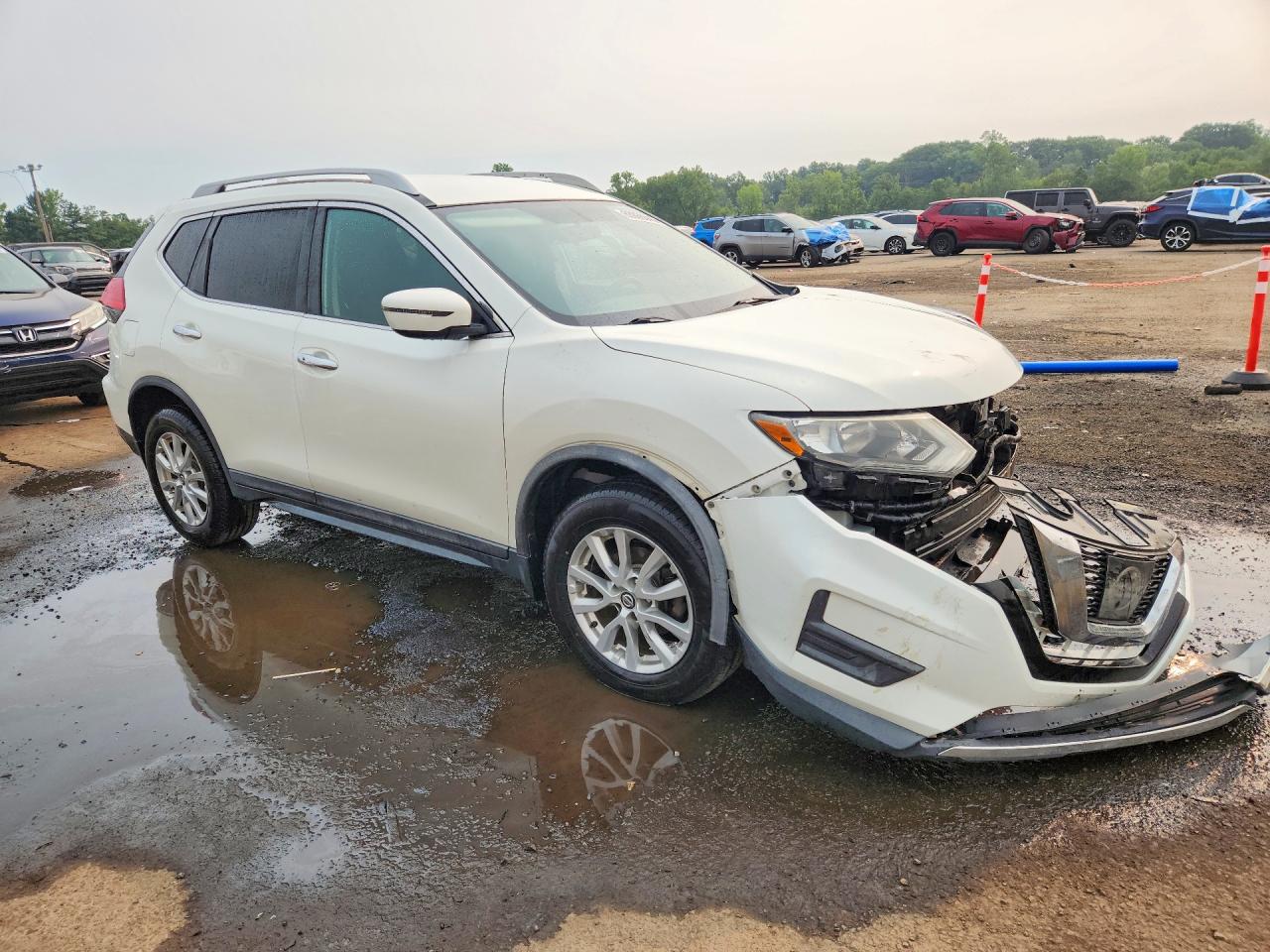 2017 NISSAN ROGUE