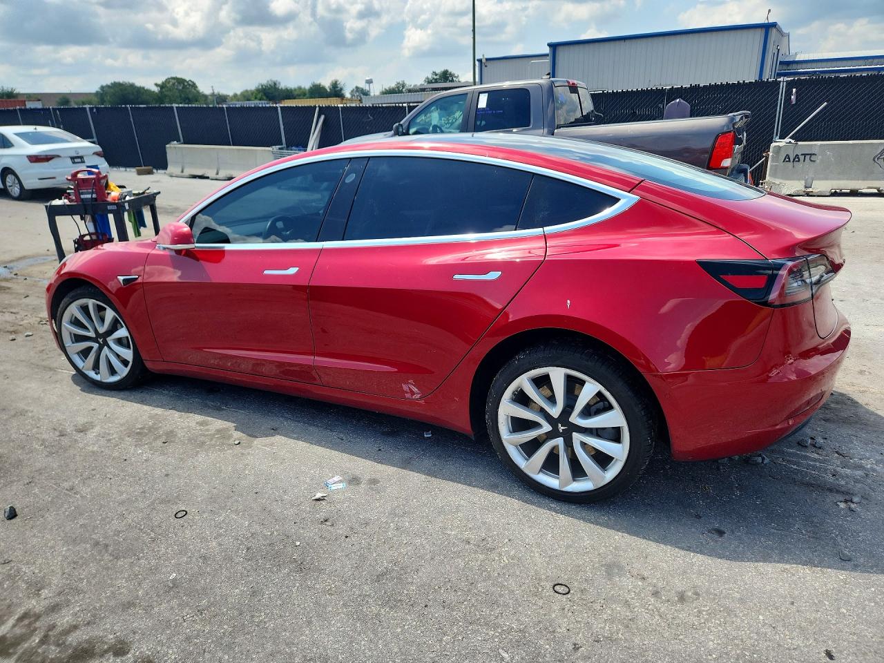 2018 TESLA MODEL 3