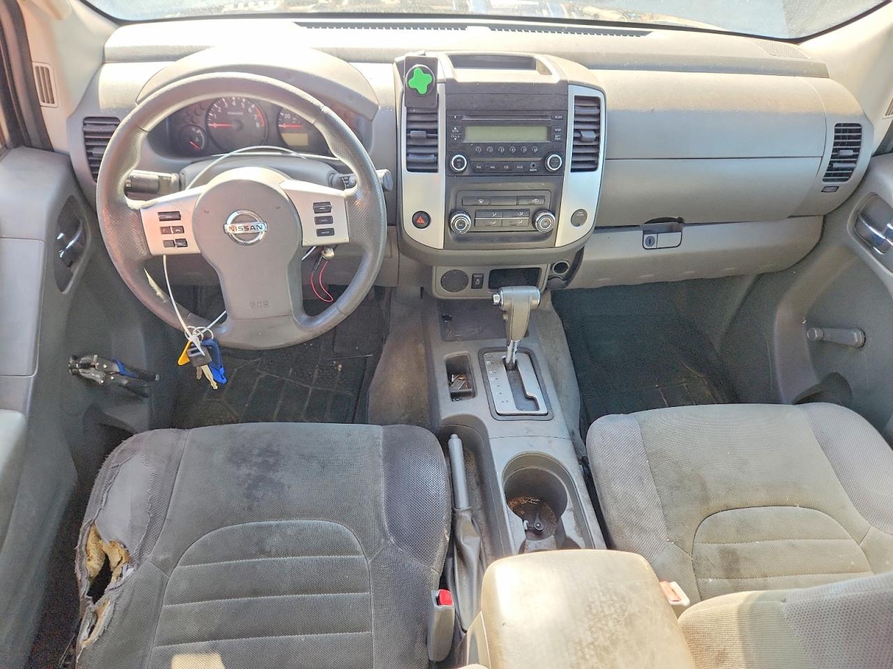 2016 NISSAN FRONTIER