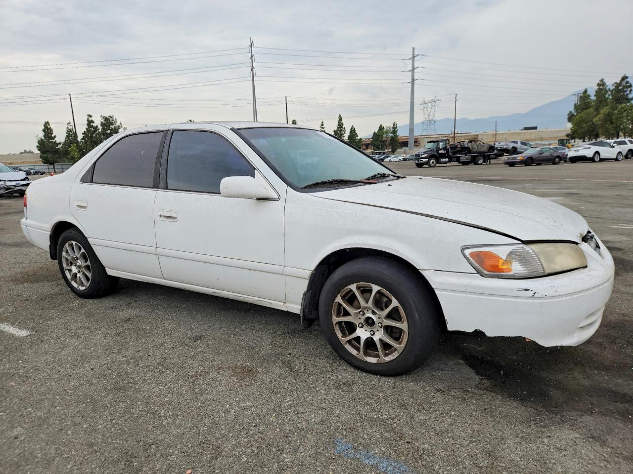 2000 TOYOTA CAMRY