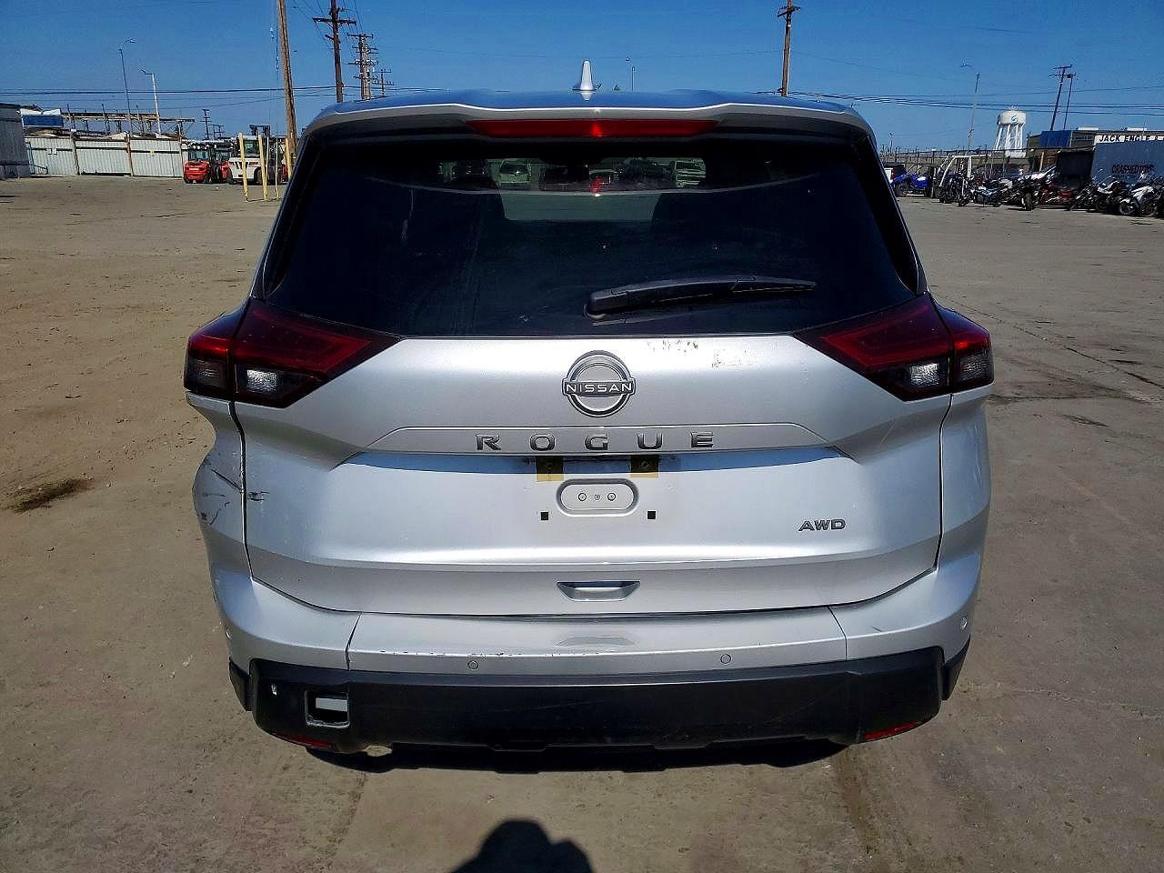 2025 NISSAN ROGUE