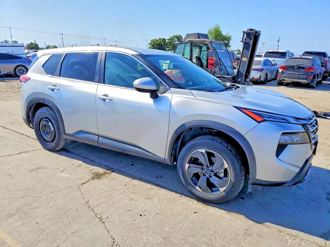 2025 NISSAN ROGUE