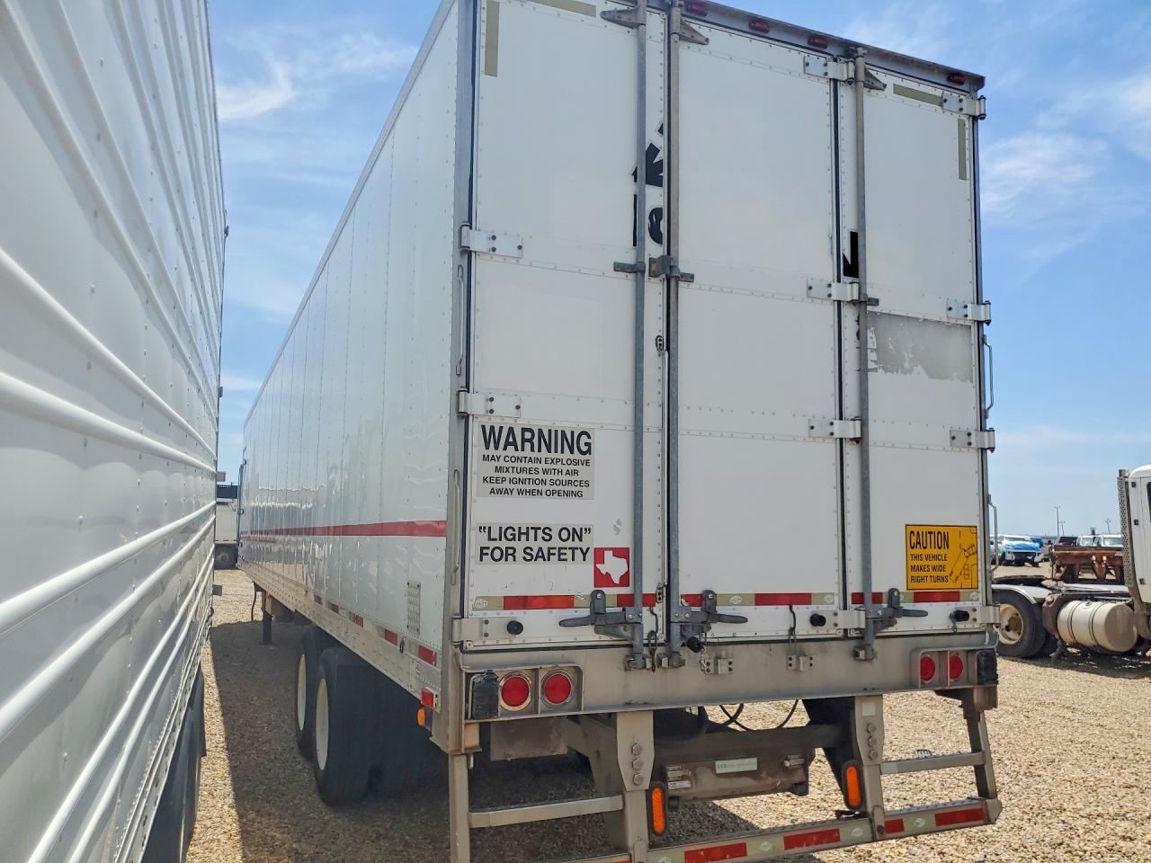 2011 UTILITY TRAILER MANUFACTURE TRAILER