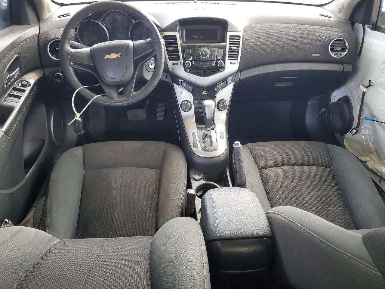 2011 CHEVROLET CRUZE
