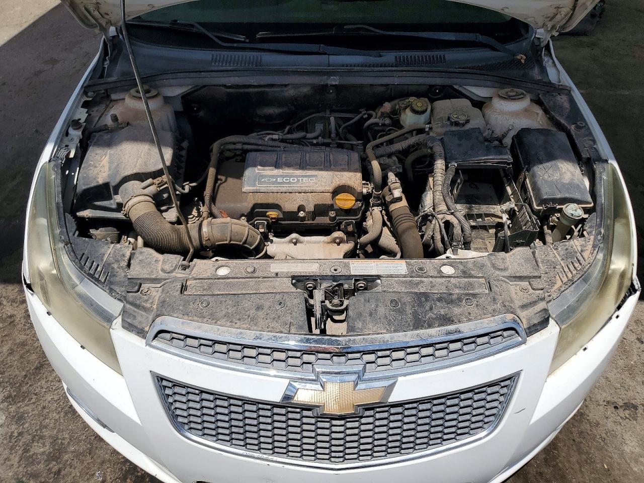 2011 CHEVROLET CRUZE