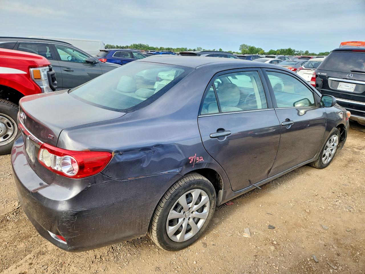 2013 TOYOTA COROLLA