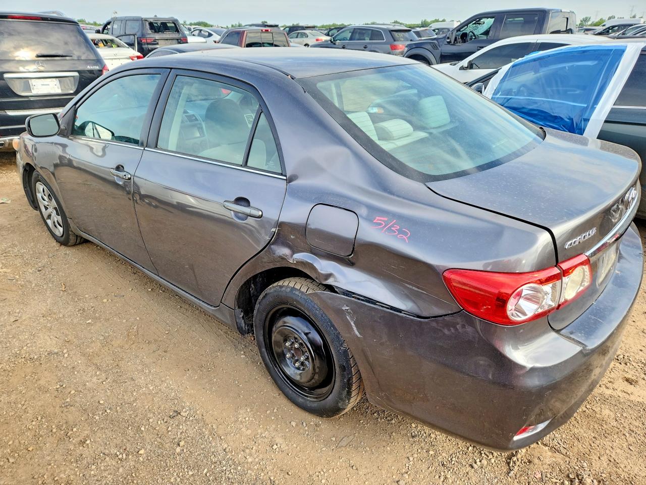 2013 TOYOTA COROLLA