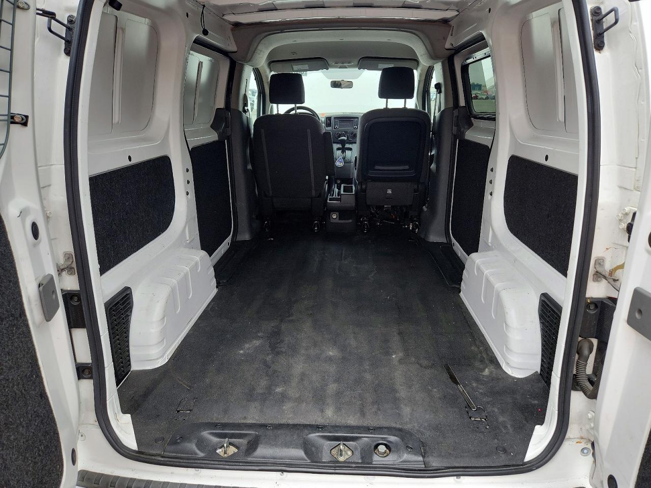 2019 NISSAN NV200 SV