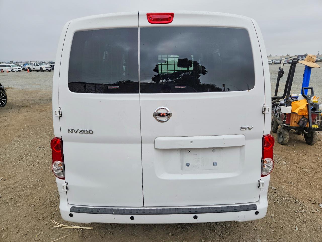 2019 NISSAN NV200 SV