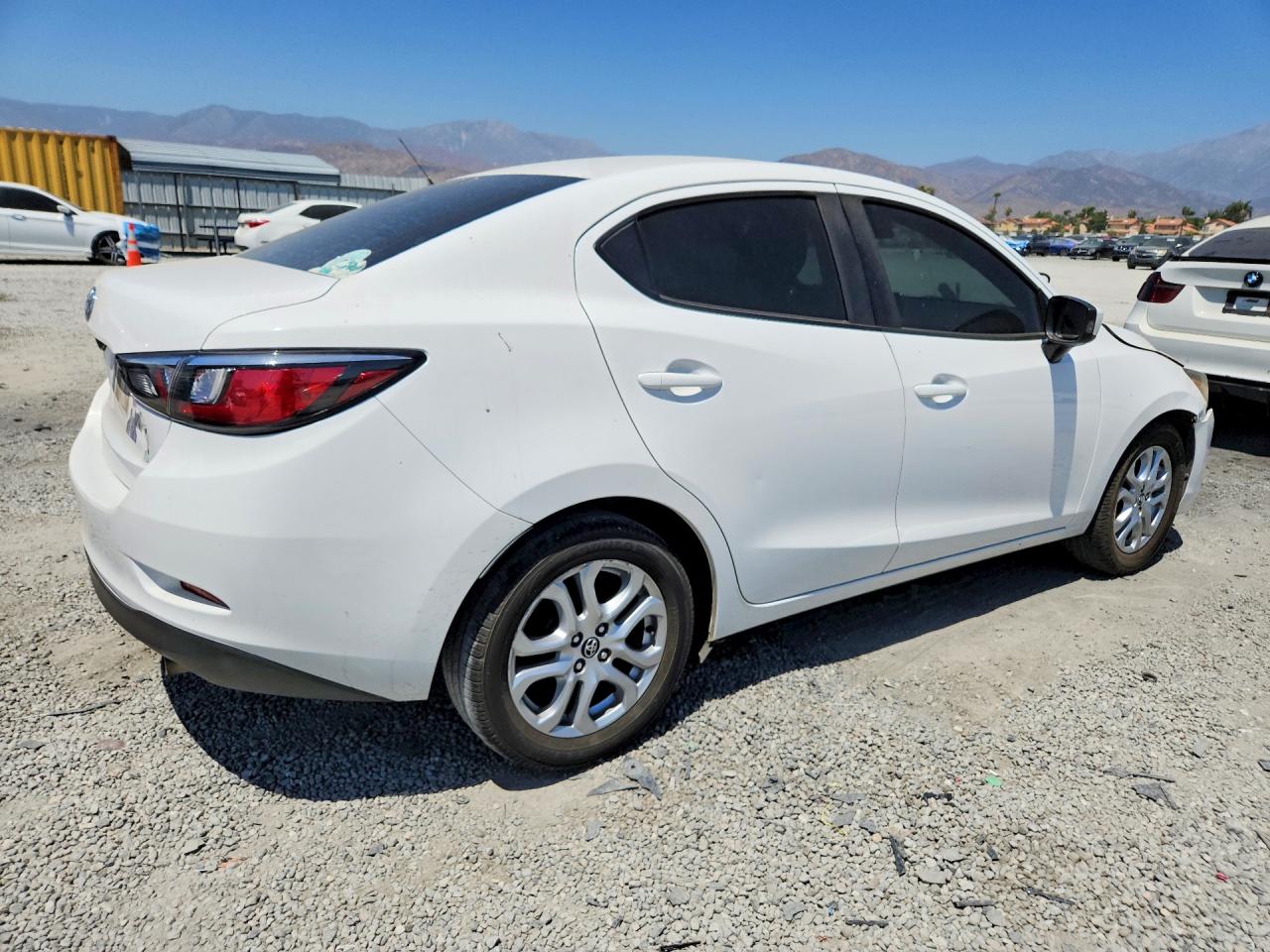 2018 TOYOTA YARIS