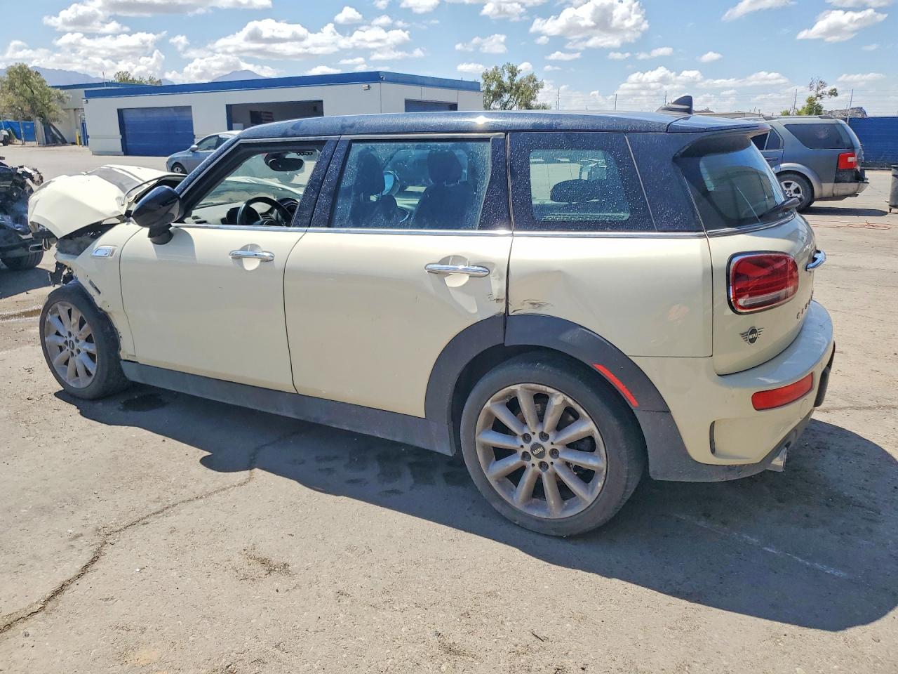2021 MINI COOPER