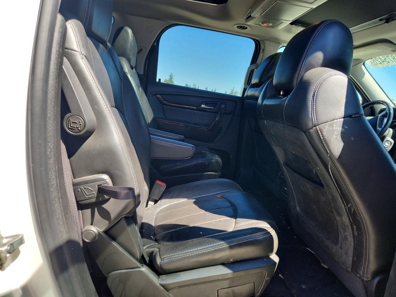 2013 GMC ACADIA DEN