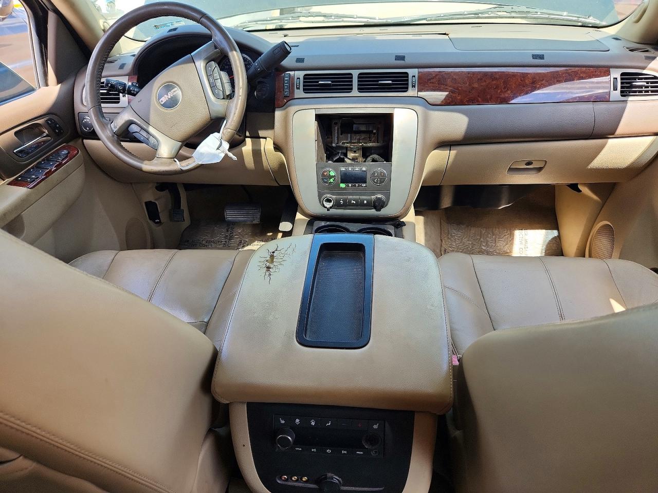 2011 GMC YUKON