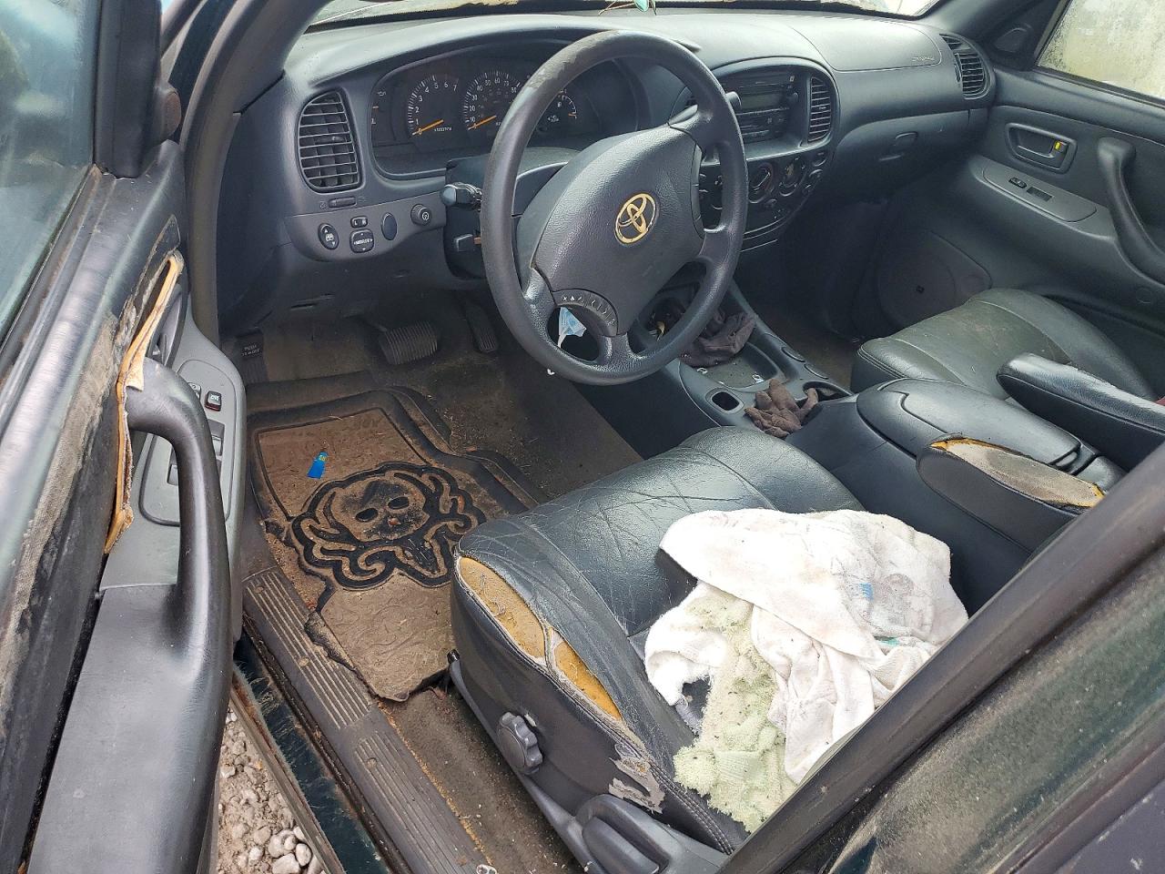 2004 TOYOTA TUNDRA
