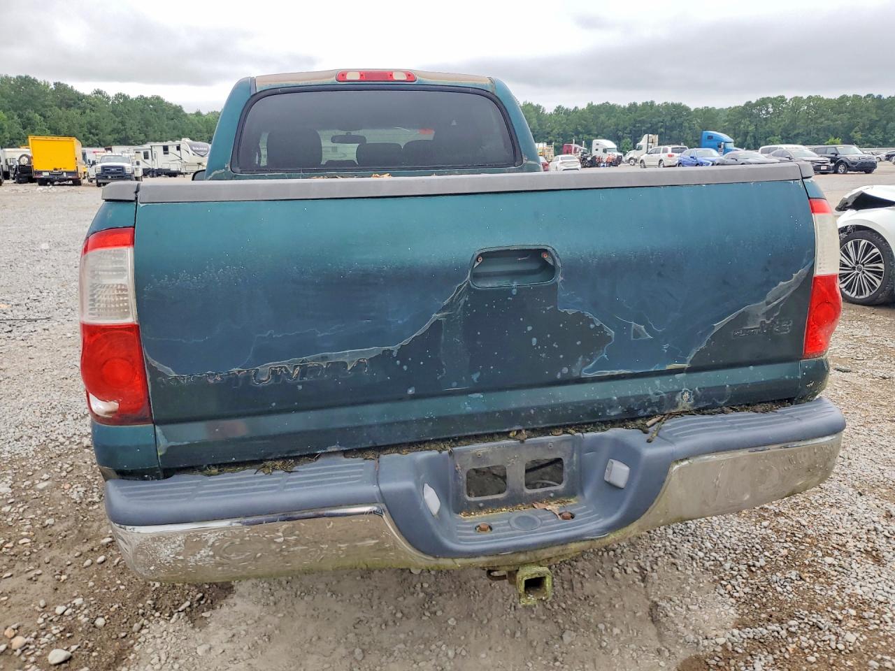 2004 TOYOTA TUNDRA