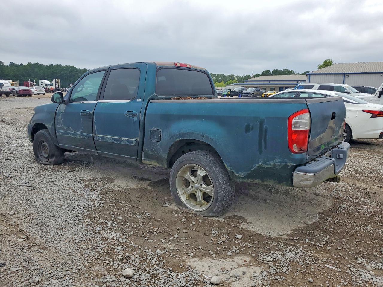 2004 TOYOTA TUNDRA