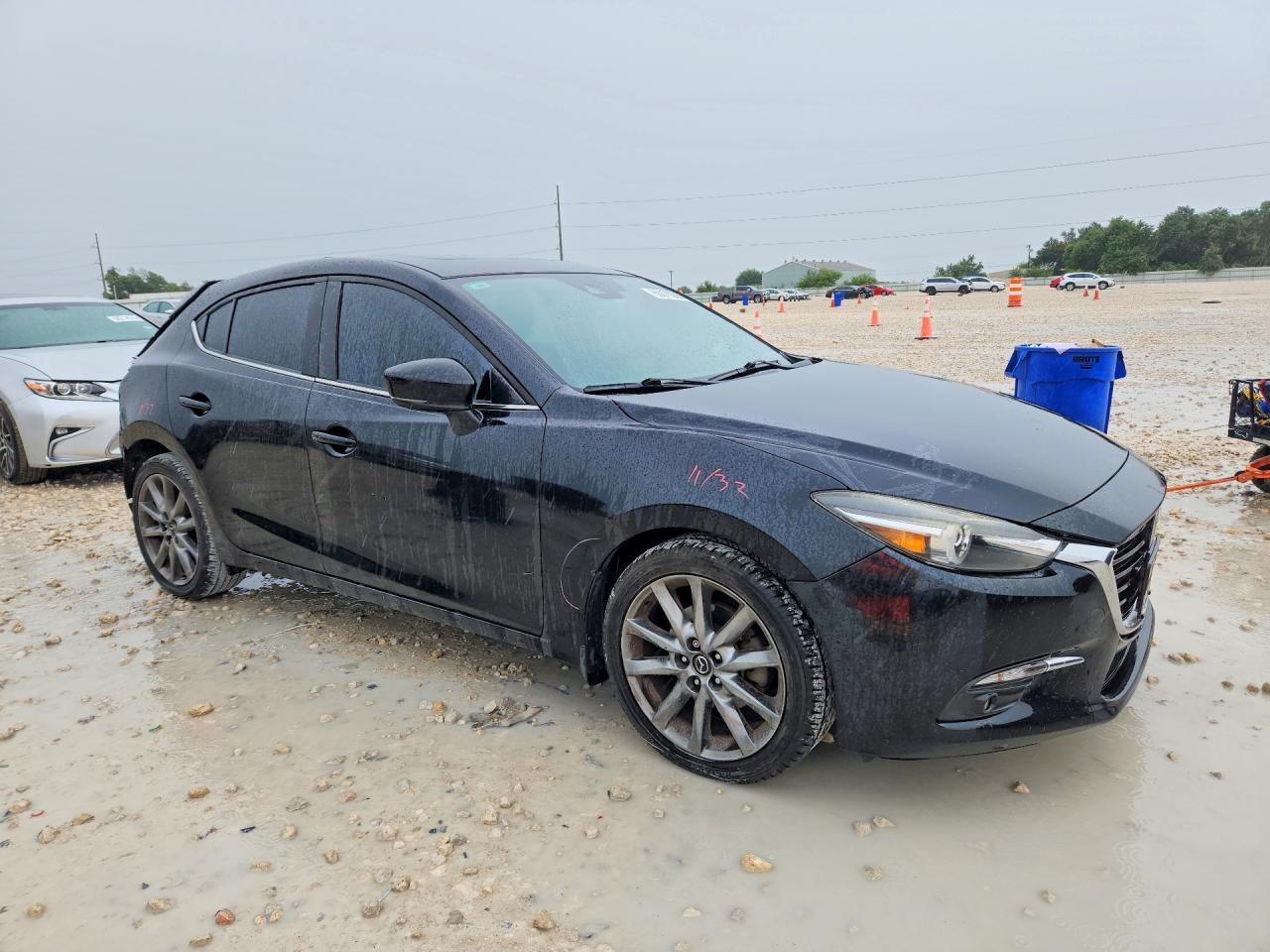 2018 MAZDA 3