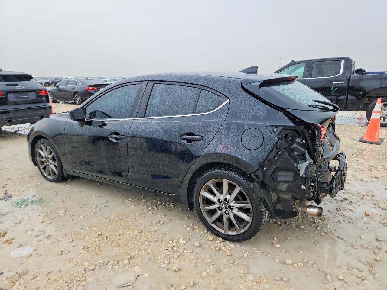 2018 MAZDA 3
