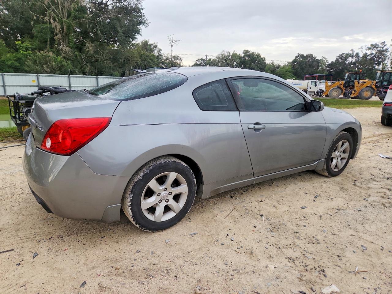 2009 NISSAN ALTIMA