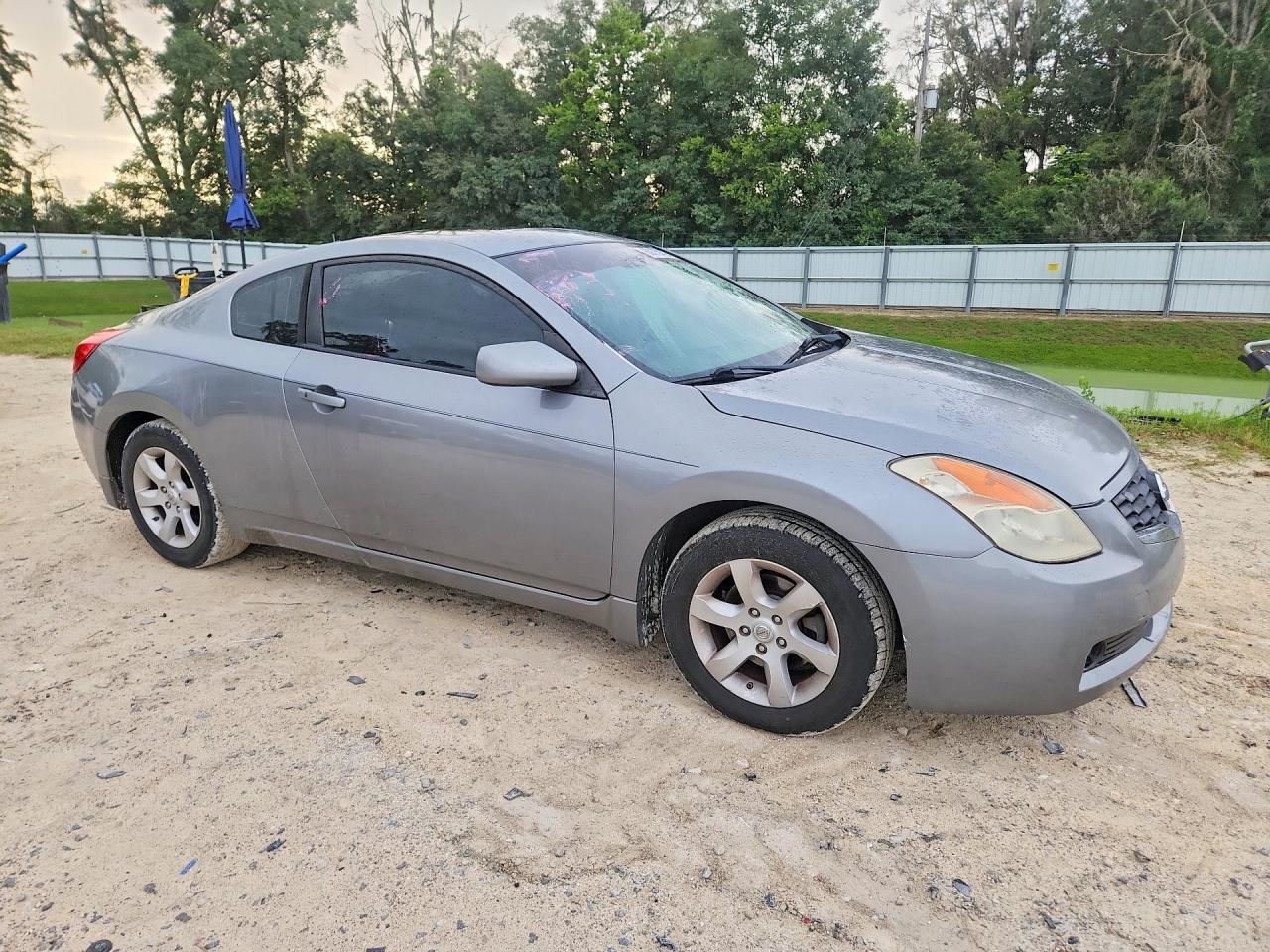 2009 NISSAN ALTIMA
