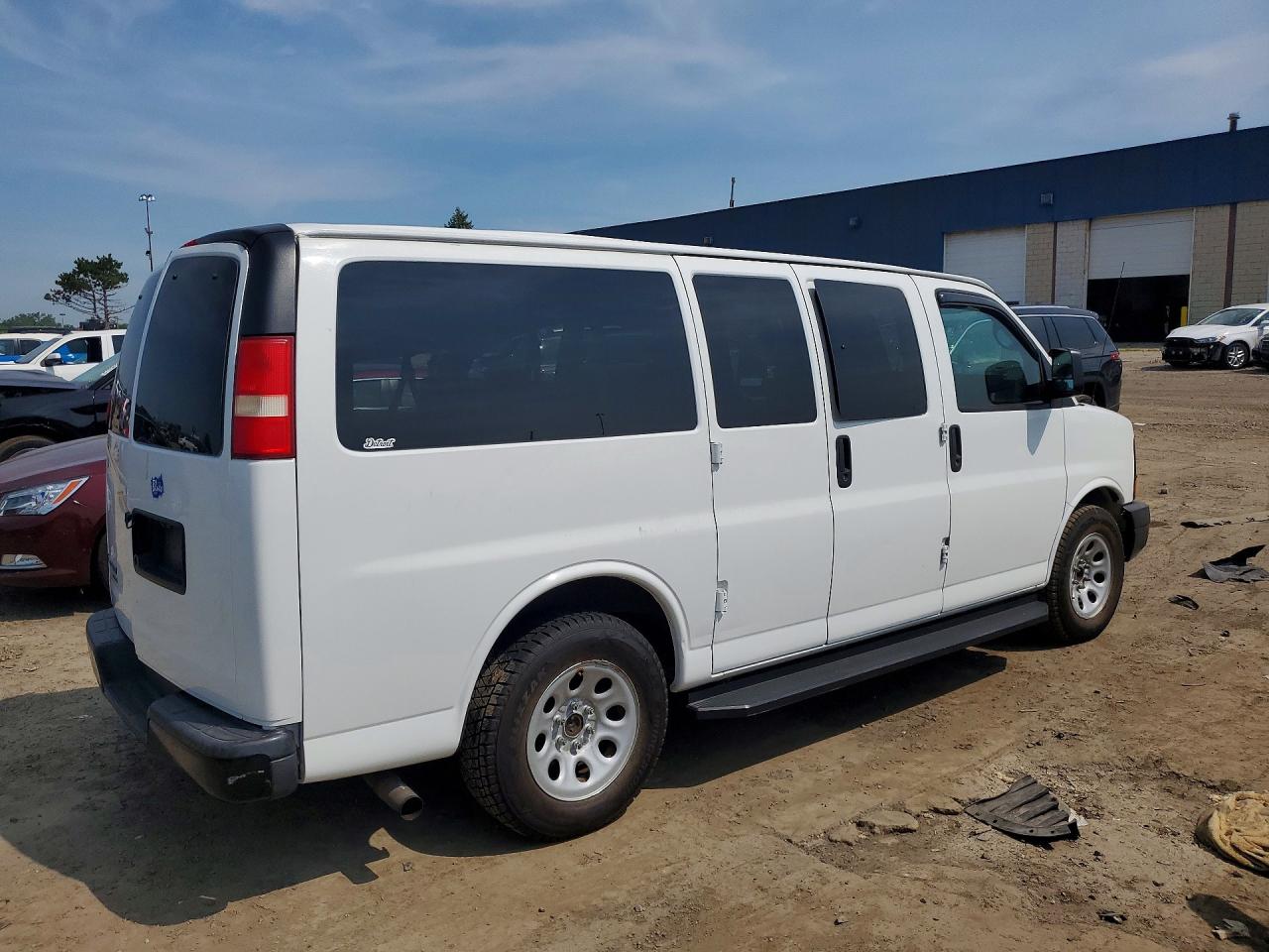 2013 CHEVROLET EXPRESS