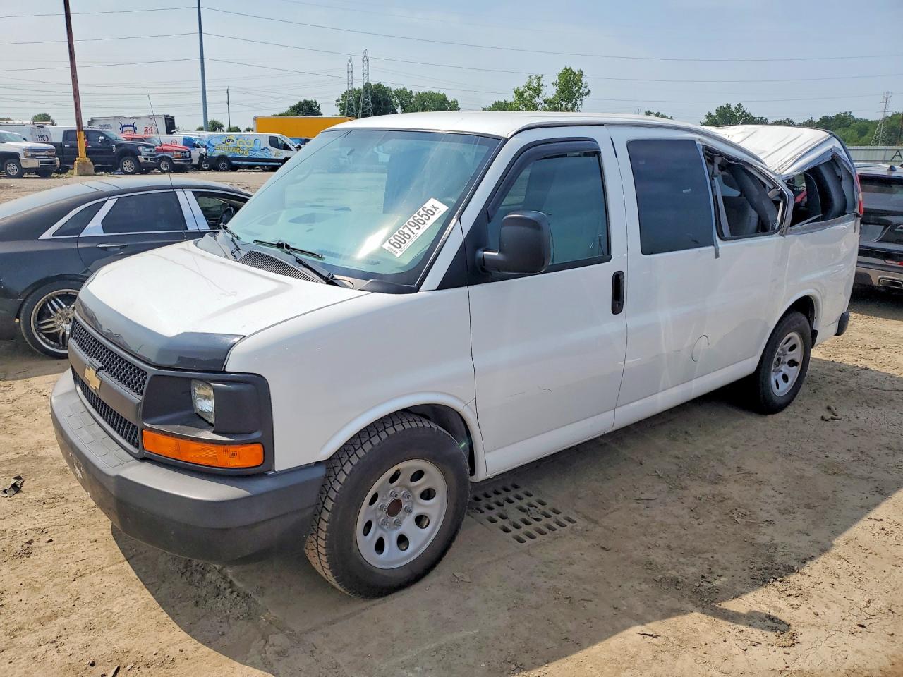 2013 CHEVROLET EXPRESS