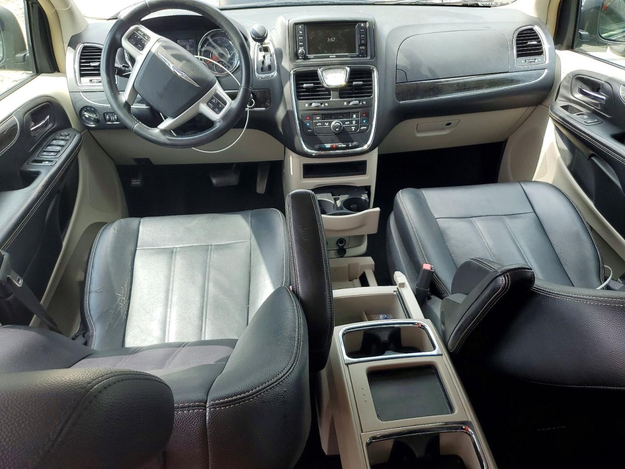2016 CHRYSLER MINIVAN