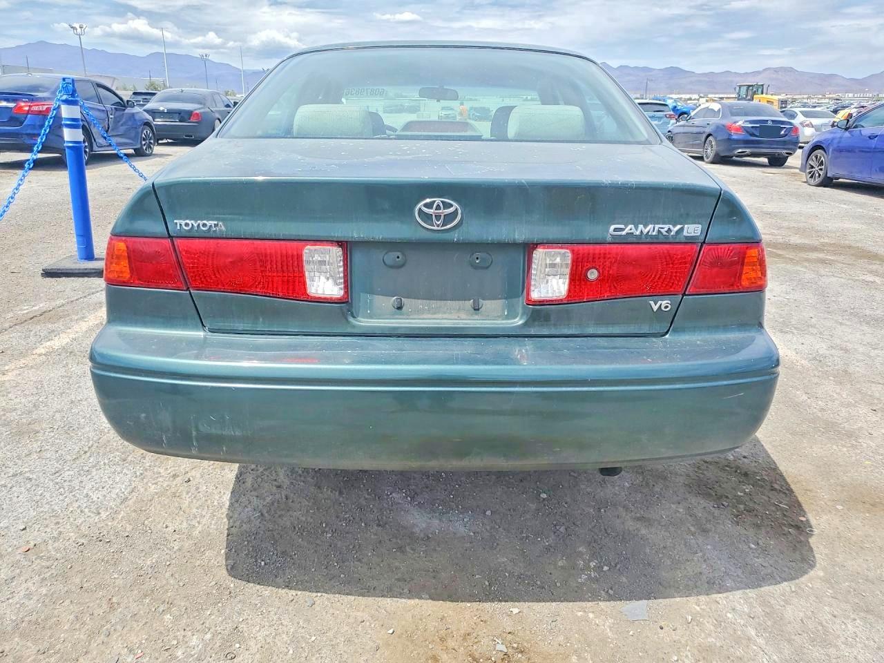 2000 TOYOTA CAMRY