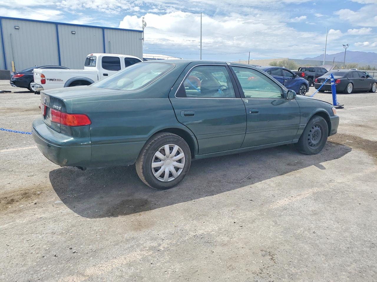 2000 TOYOTA CAMRY