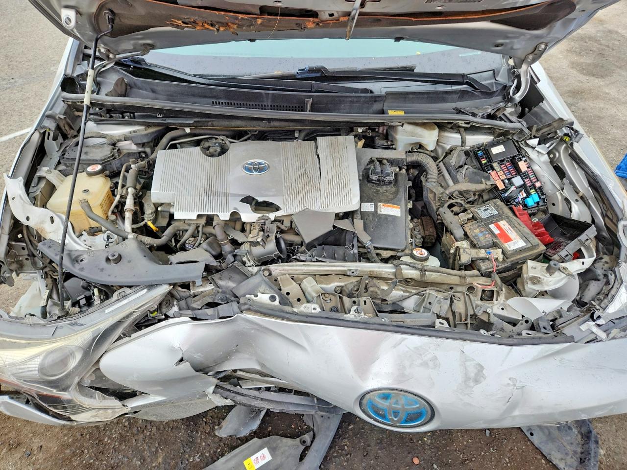 2017 TOYOTA PRIUS