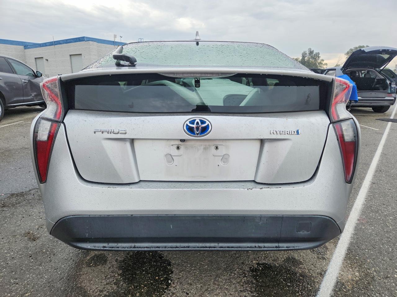 2017 TOYOTA PRIUS