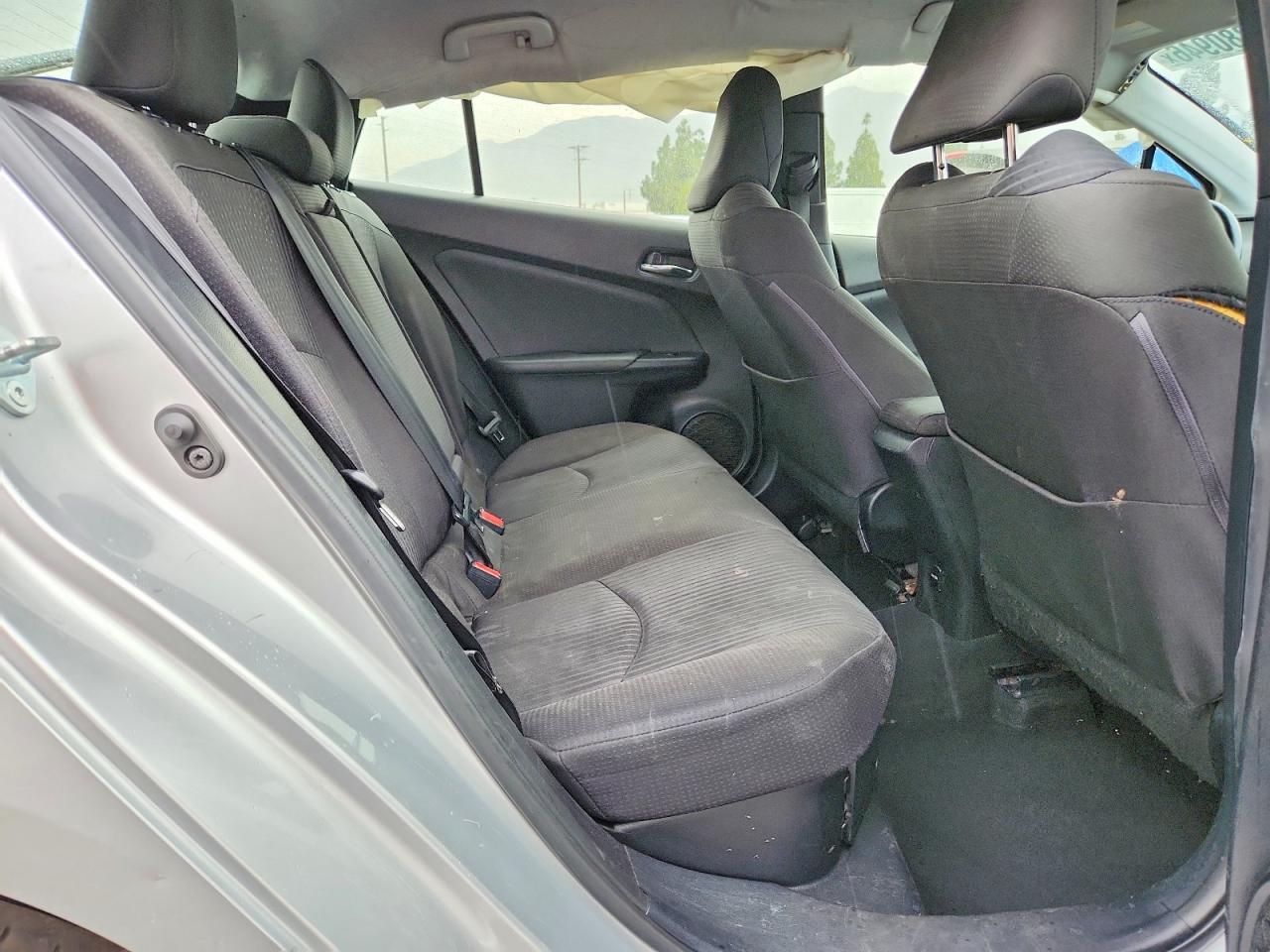 2017 TOYOTA PRIUS
