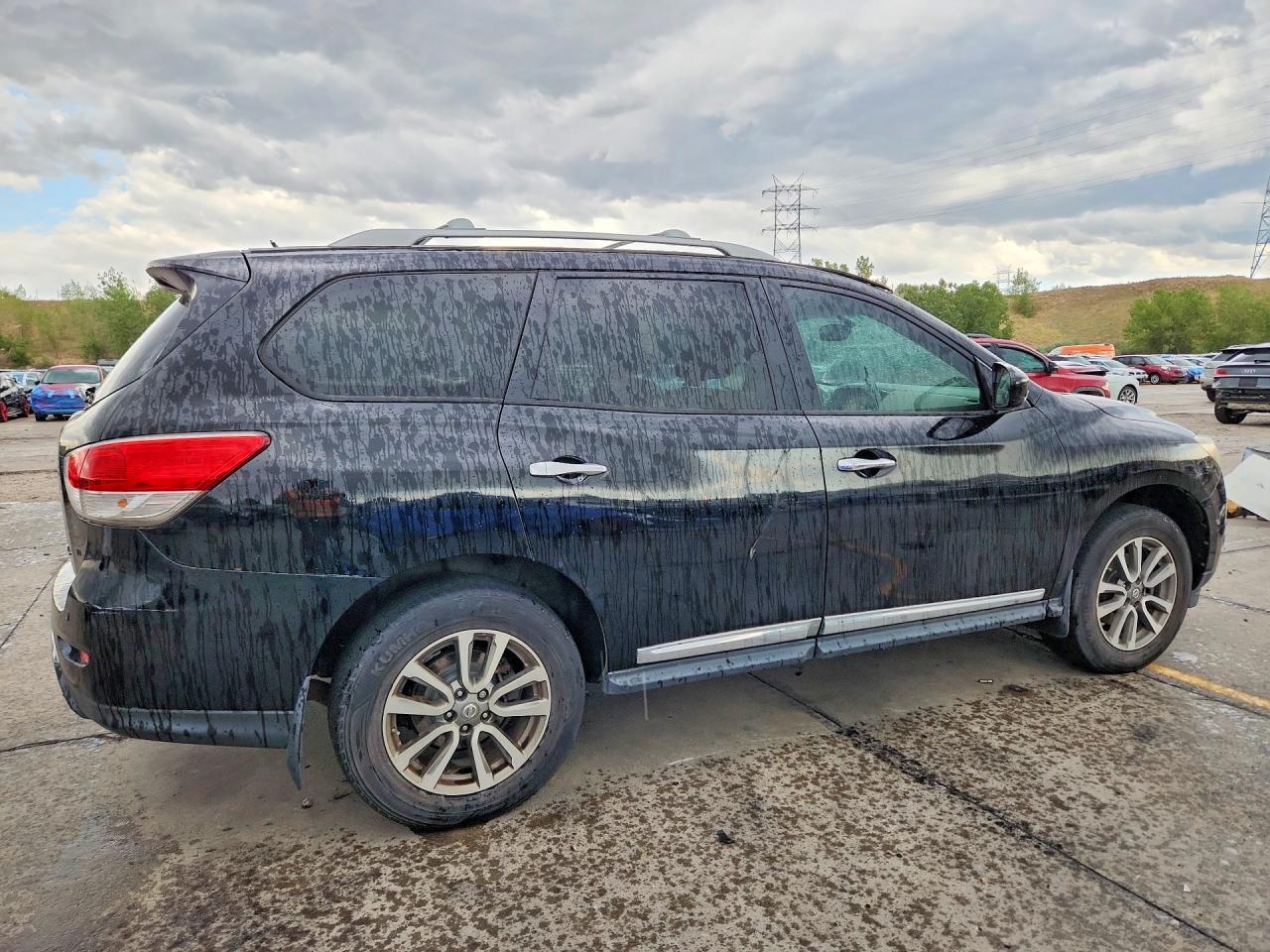 2013 NISSAN PATHFINDER