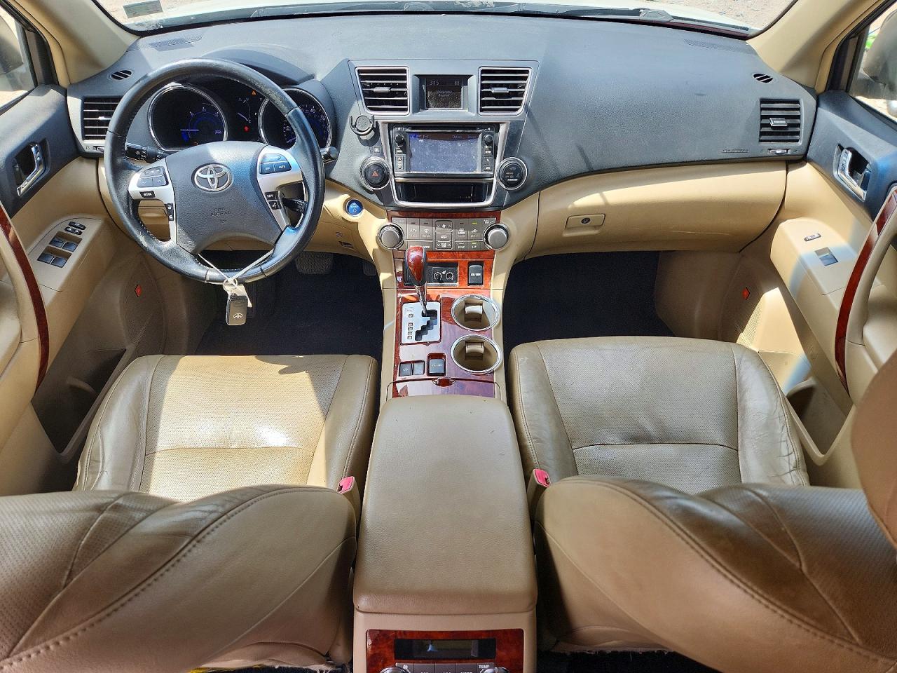 2013 TOYOTA HIGHLANDER