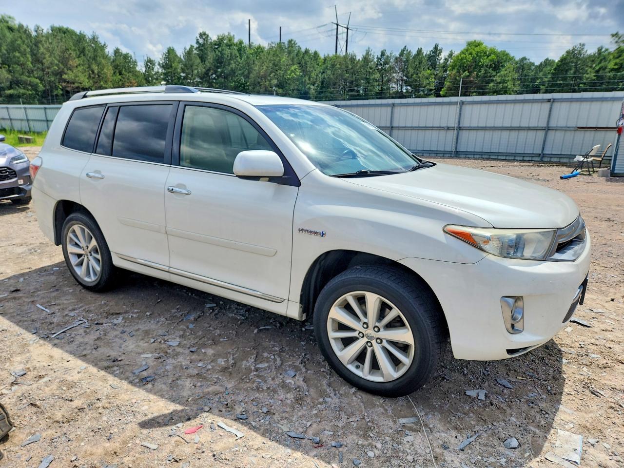 2013 TOYOTA HIGHLANDER